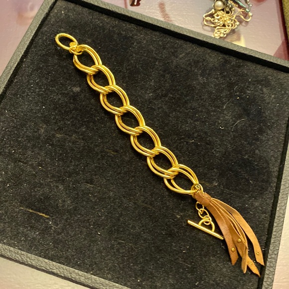 Bracelet - Picture 1 of 4